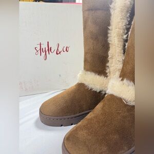Style & Co Tan Suede Boots with Cream Fur